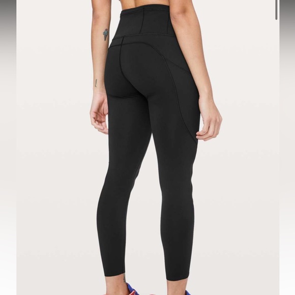 lululemon athletica Pants - Lululemon Fast & Free 7/8 Tight II *Non-Reflective Nulux 25" size 4